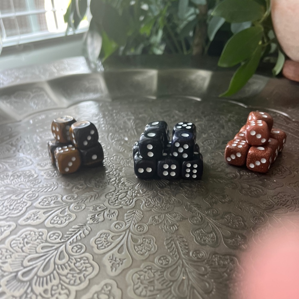 Stone dice - Picture 5 of 5